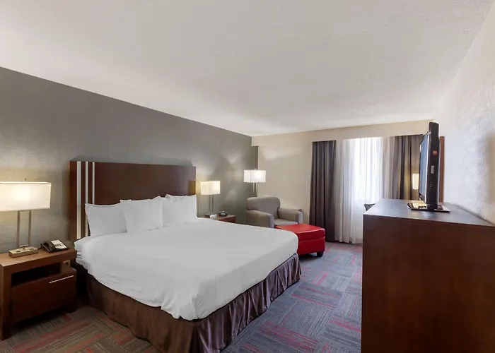 Best Western Plus Toronto Airport Hotel